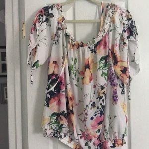 Top with ties to be off the shoulder